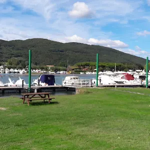 Parque de vacaciones Iron Gate Marina3b